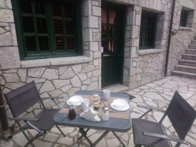 House On The Mountain Villa Eptálofos Екстериор снимка
